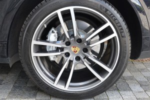 PORSCHE