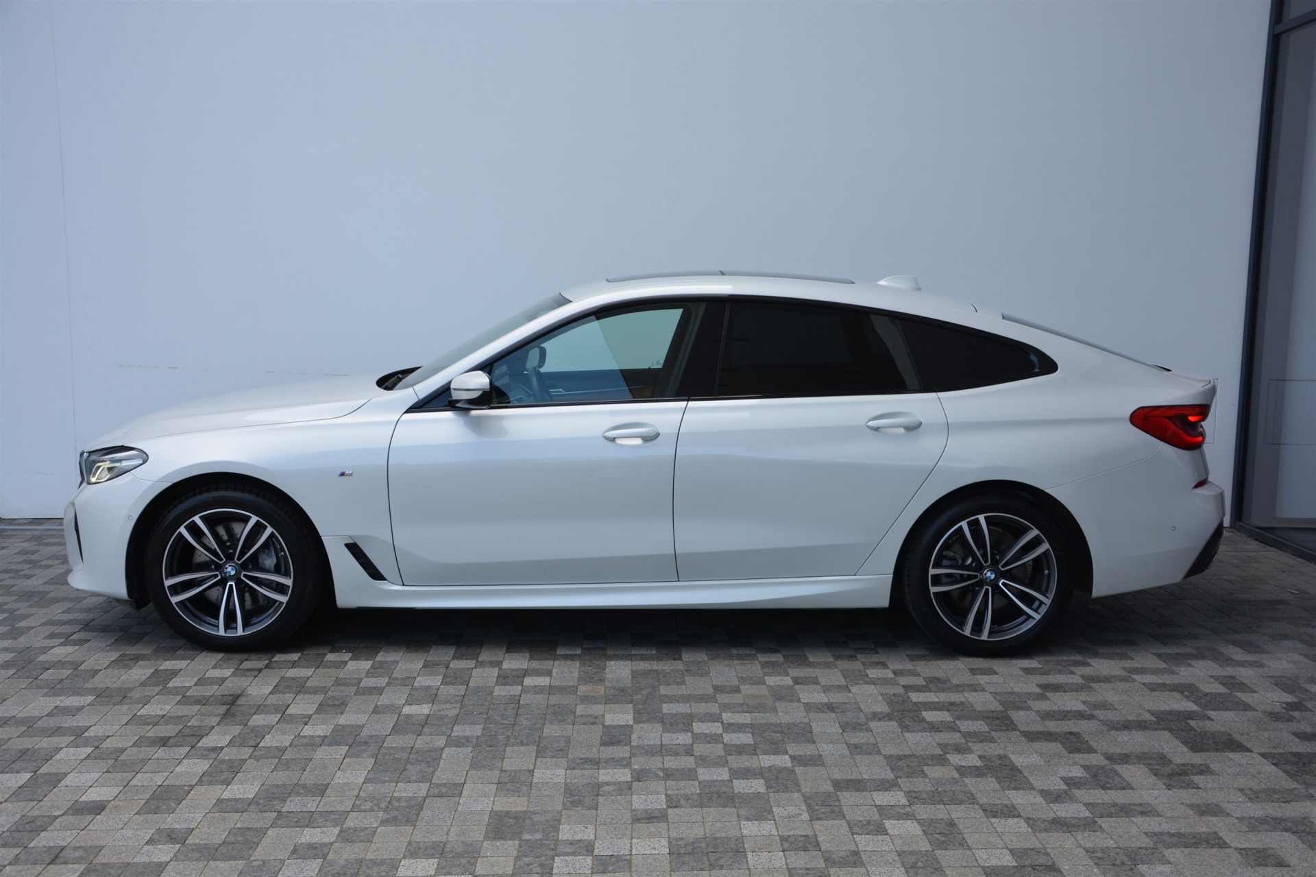 BMW 6 Series 640i xDrive GT 1