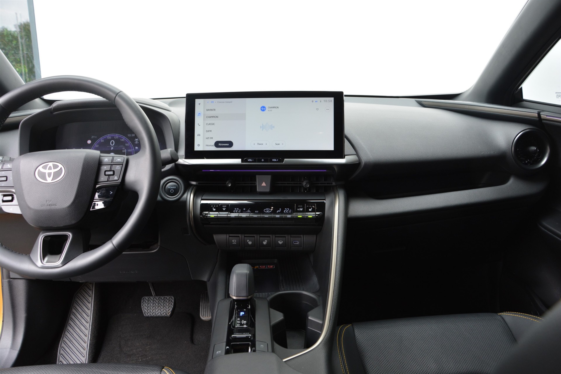 TOYOTA C-HR