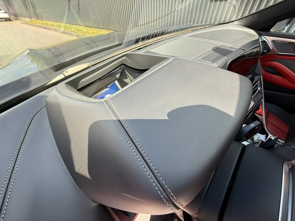 BMW 8 Series 840d xDrive GC 17