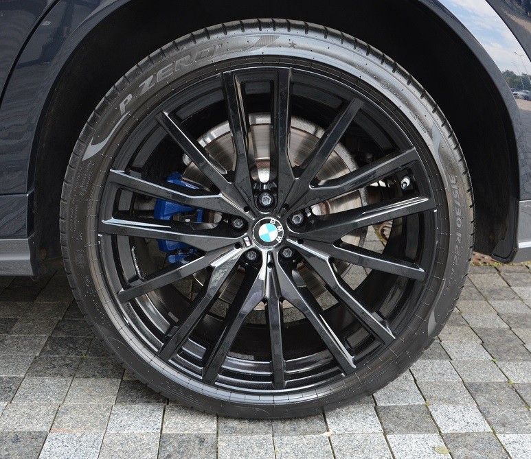 BMW X6 M50i 9