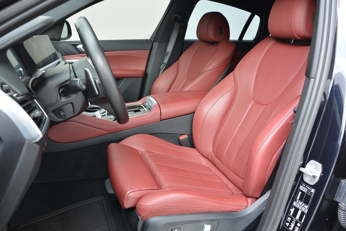 BMW X6 M50i 3