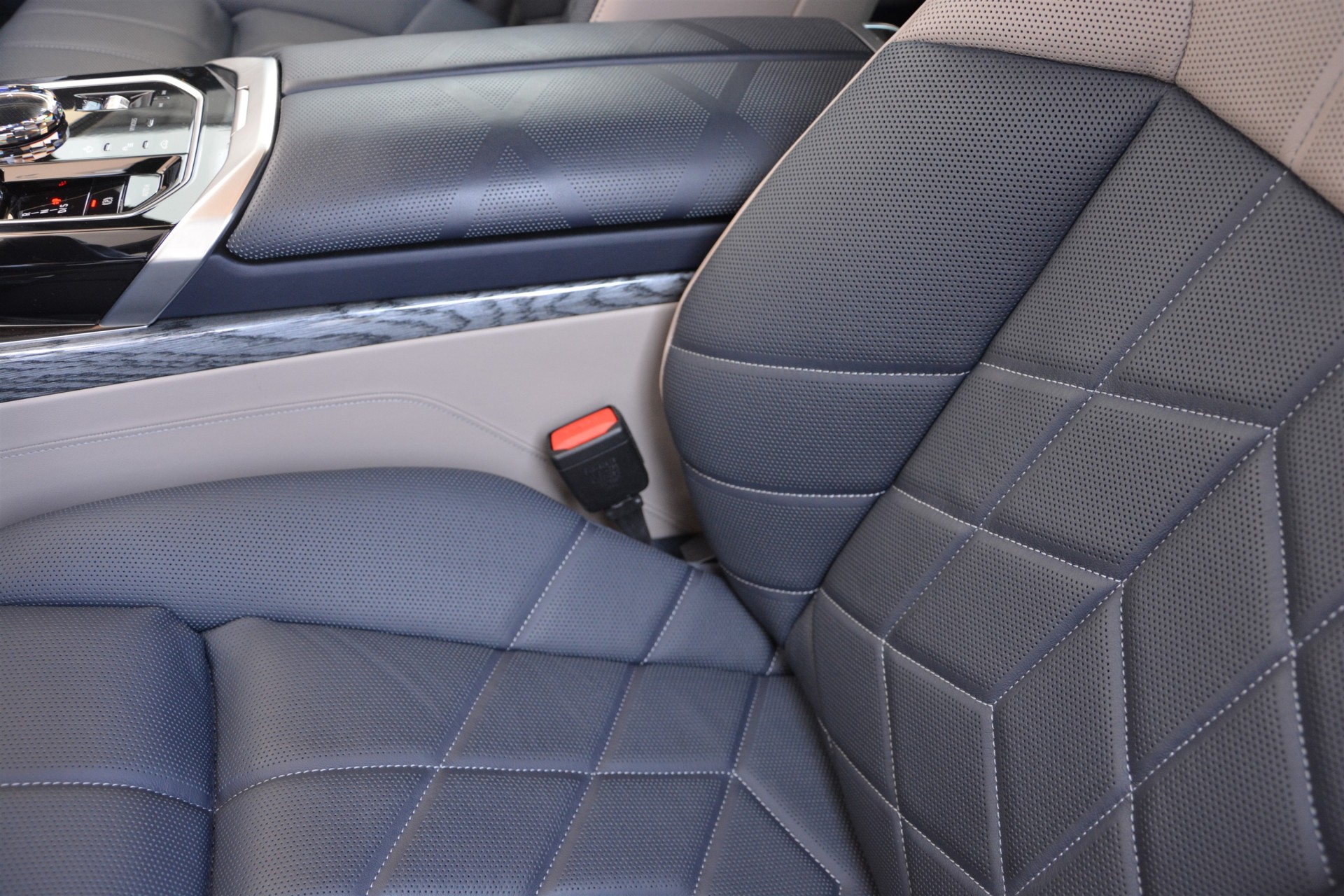 BMW 7 Series 760e xDrive 7