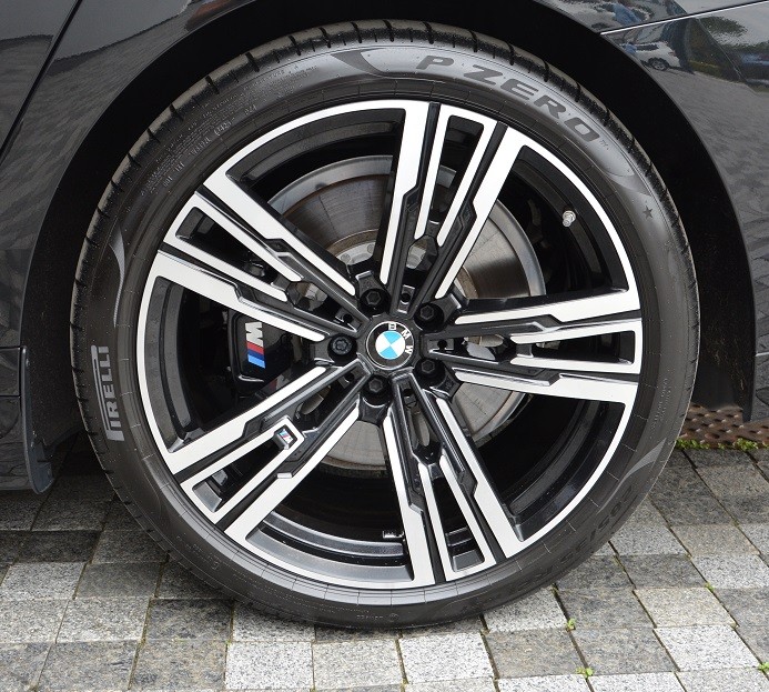 BMW i7 xDrive60 9