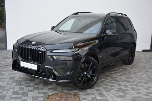 BMW X7 M60i