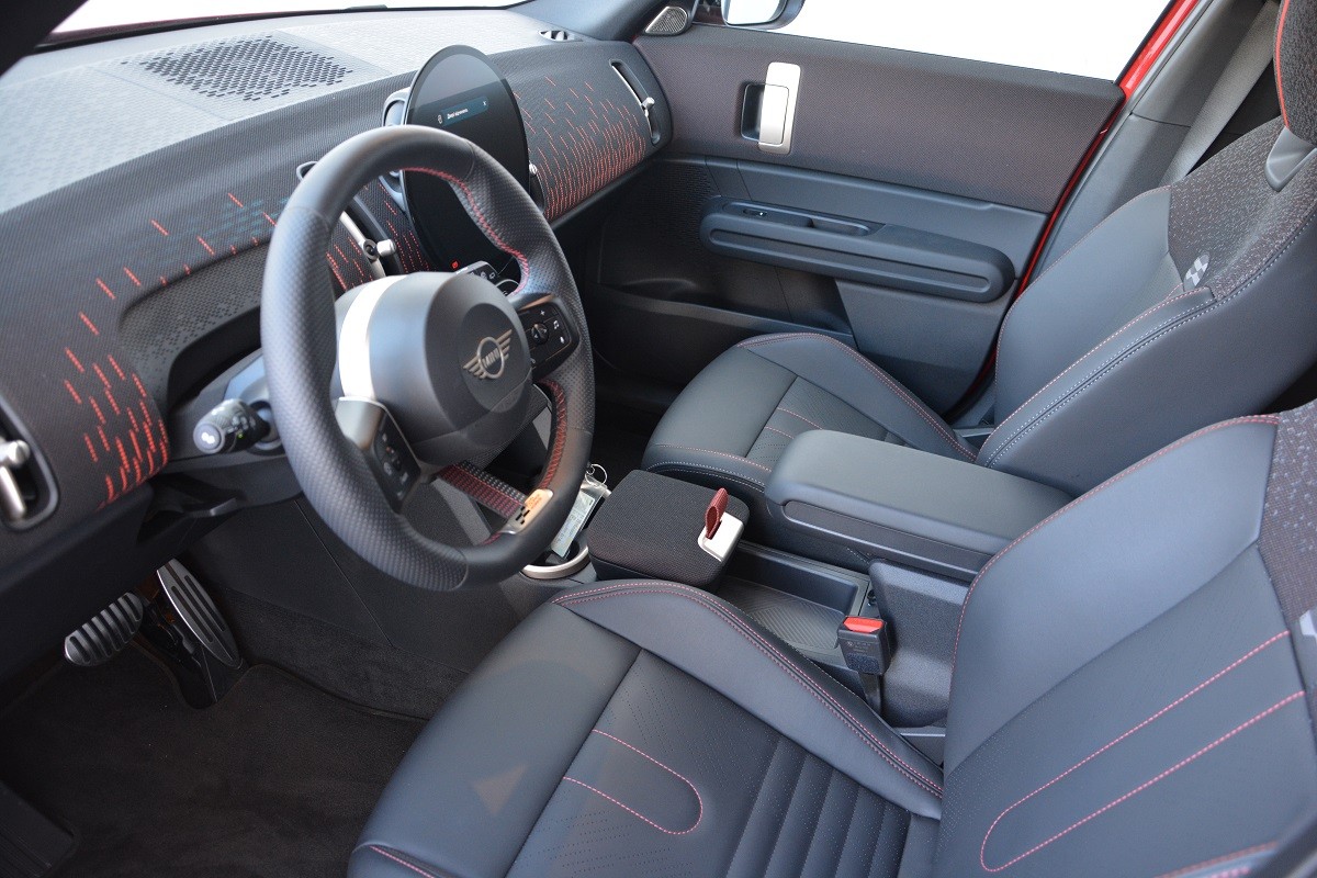 MINI Countryman JCW 4