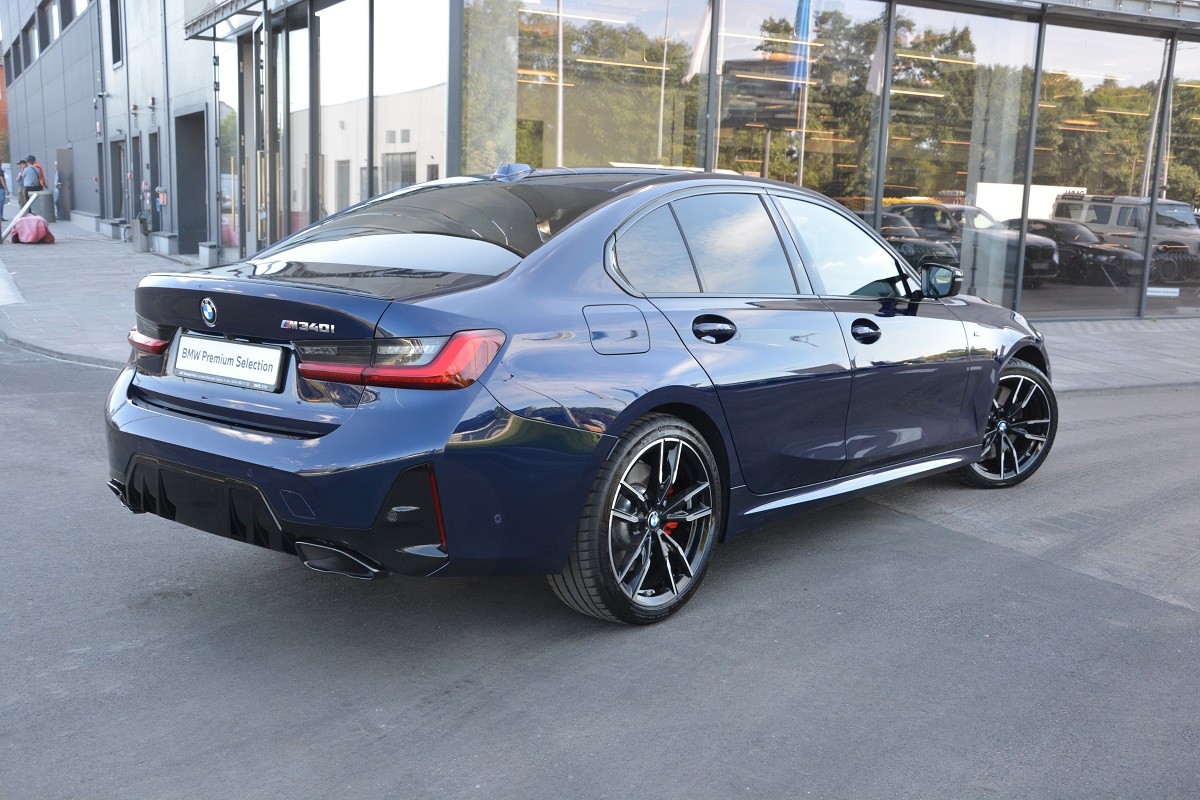 BMW 3 Series M340i xDrive 2