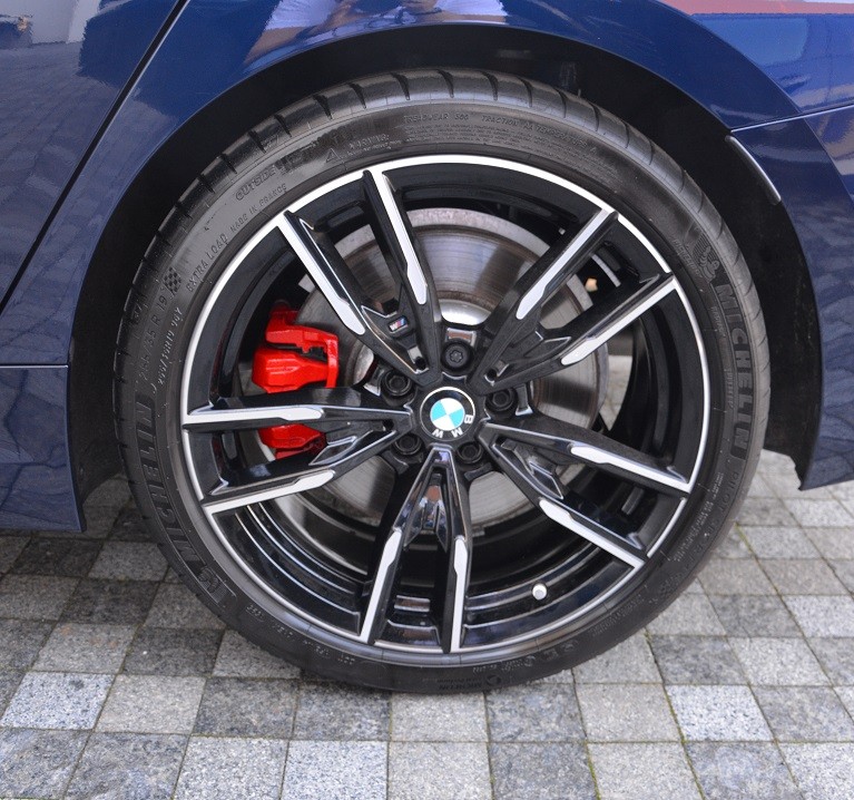 BMW 3 Series M340i xDrive 9