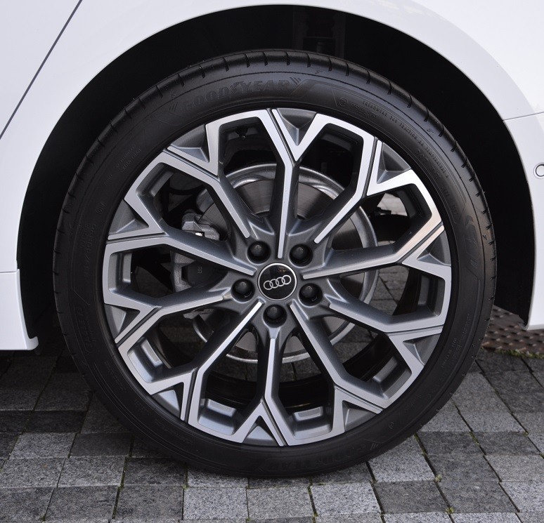 AUDI A6 A6 2.0 TDI Quattro 9