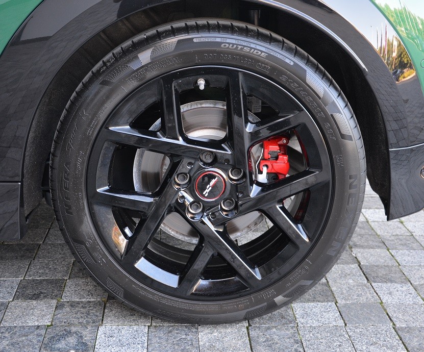 MINI Cooper JCW 9