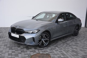 BMW 3 Series 320i