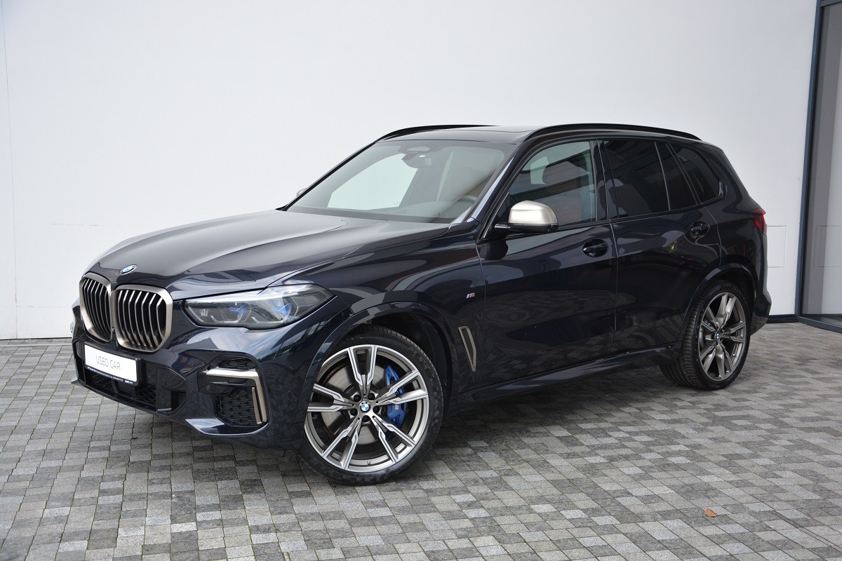 BMW X5 M50i 0