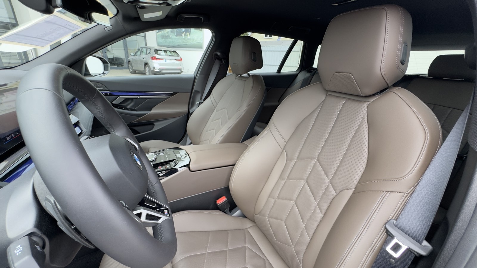 BMW 5 Series 540d xDrive 11