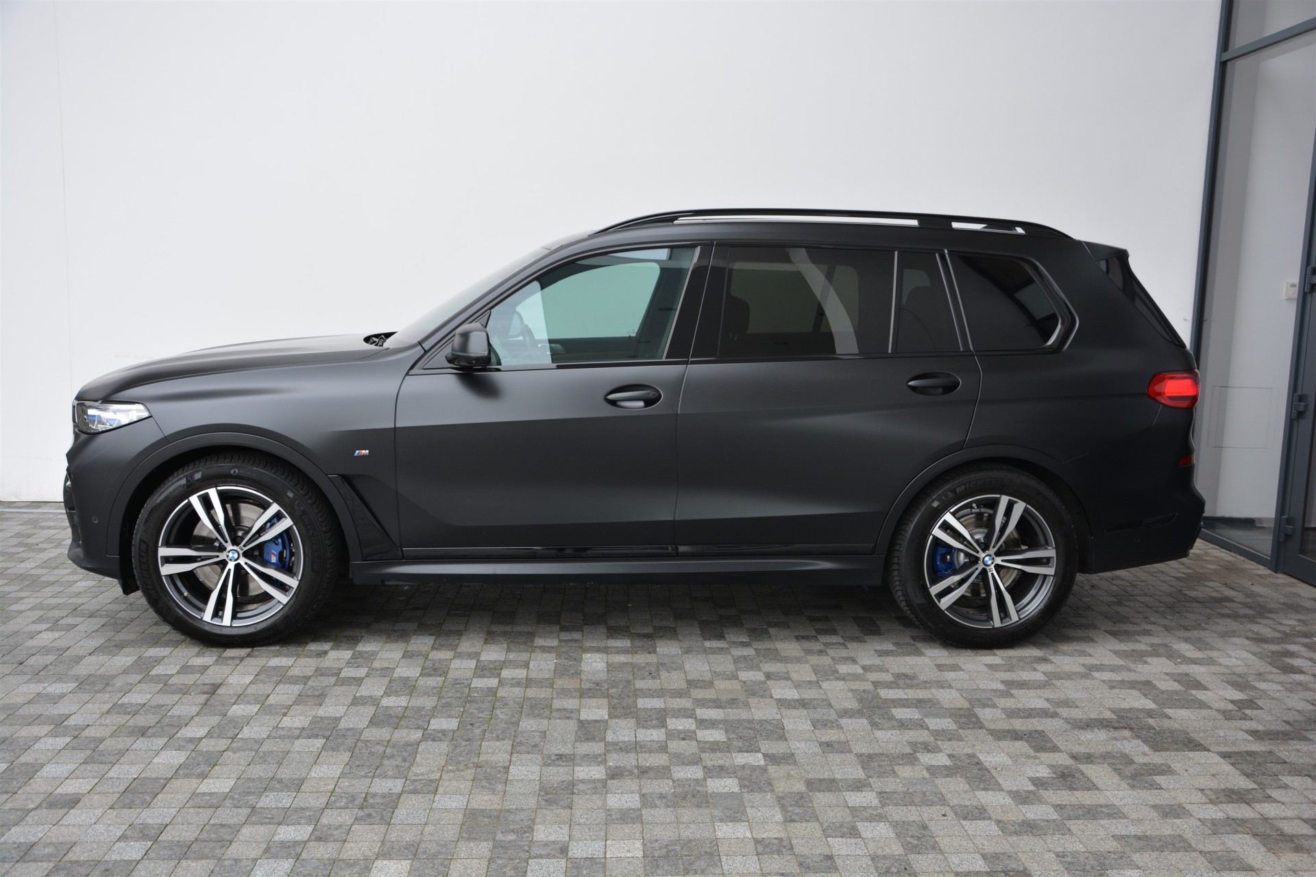 BMW X7 M50d 1