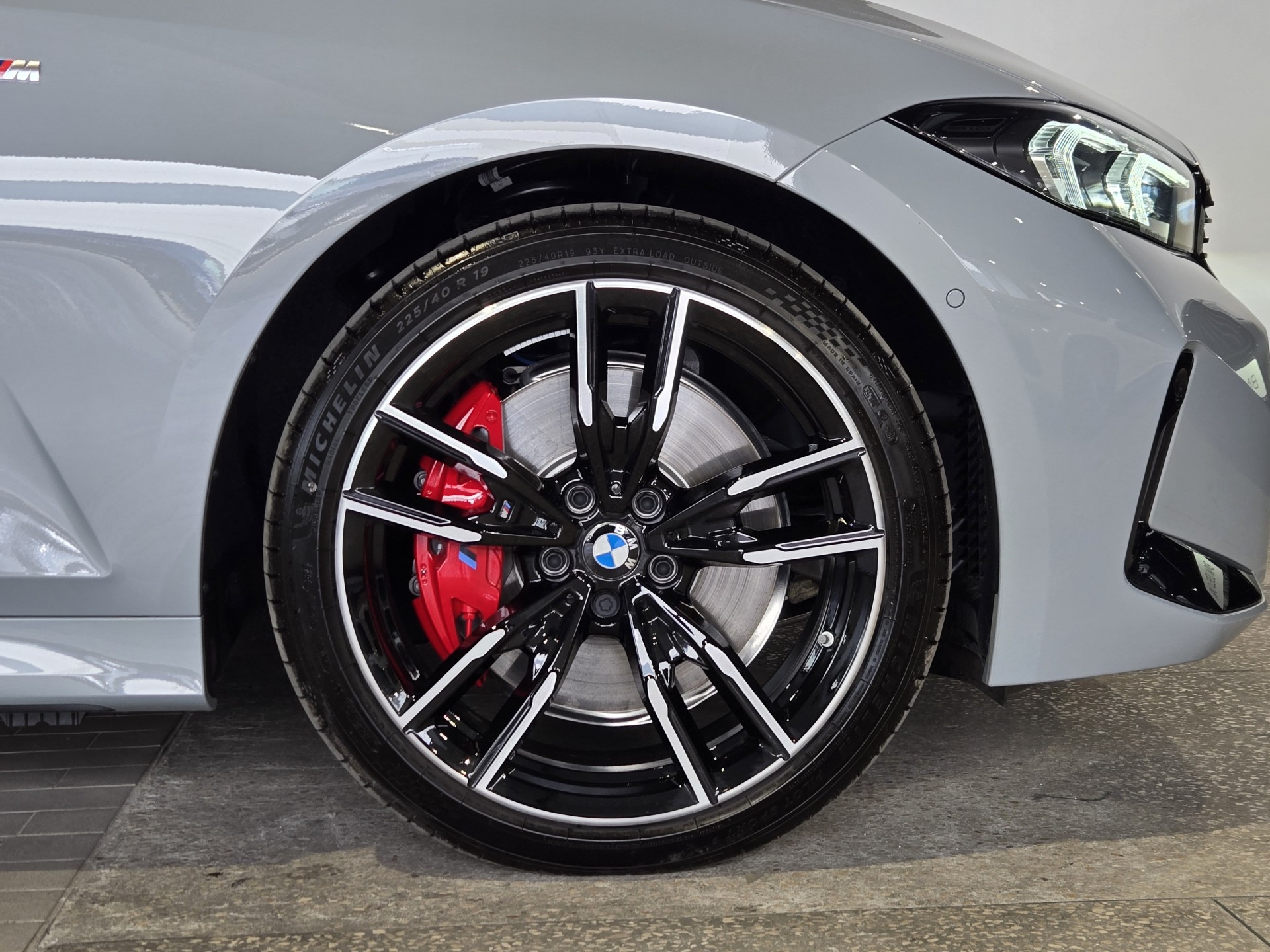 BMW 3 Series M340i xDrive 4