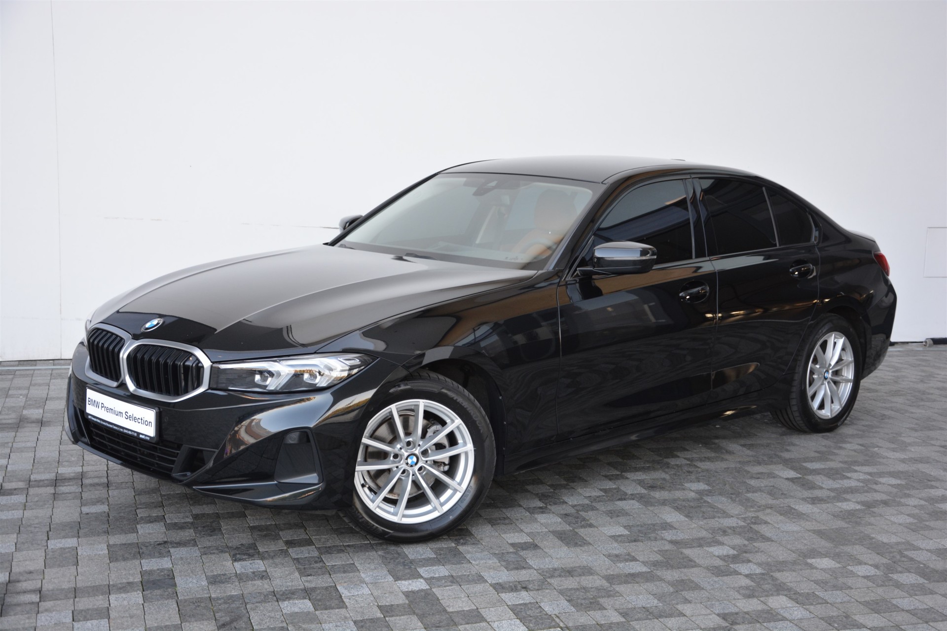 BMW 3 Series 320i xDrive 0