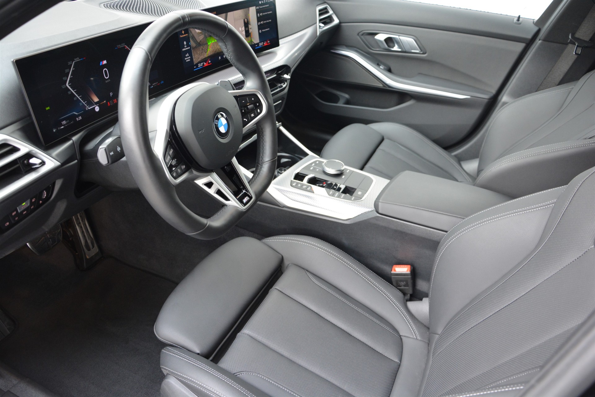 BMW 3 Series 320i 4