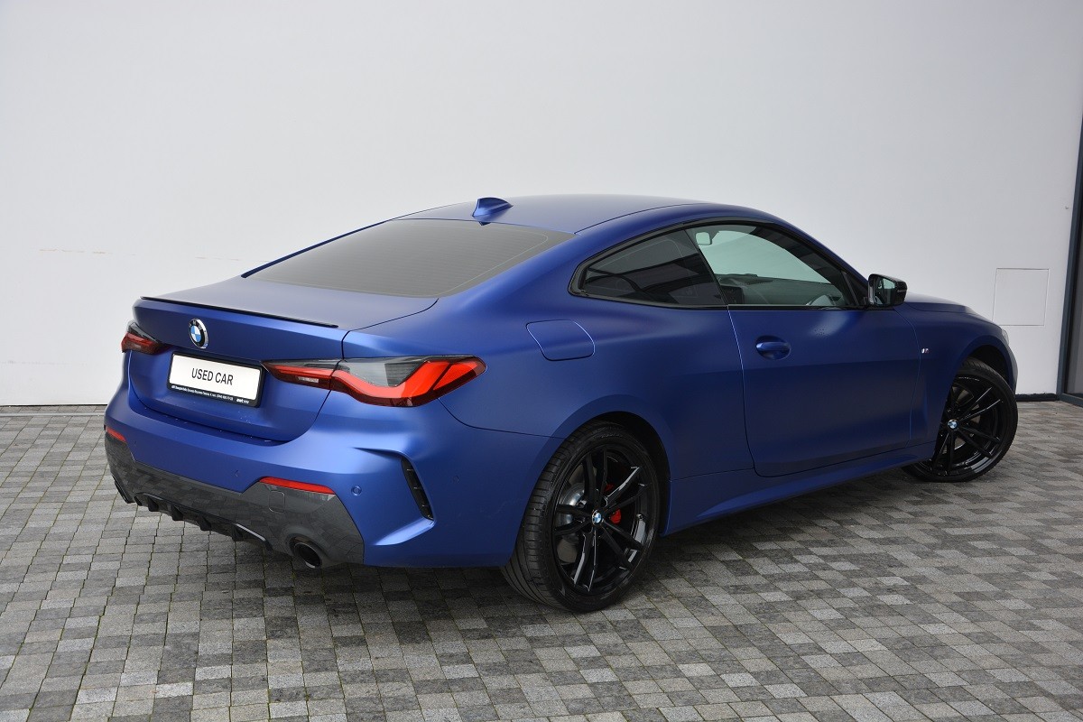 BMW 4 Series 420i Coupe 2