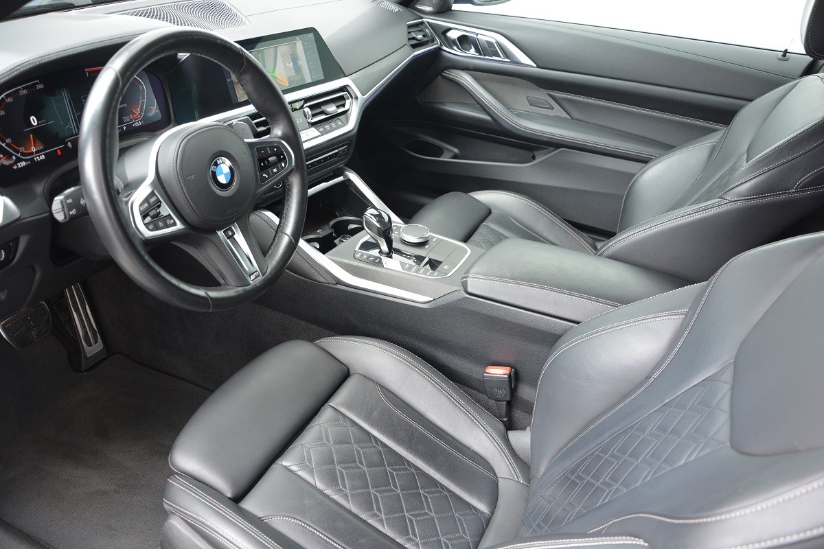 BMW 4 Series 420i Coupe 4