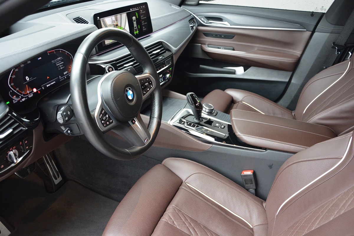 BMW 6 Series 630d xDrive Gran Turismo 4