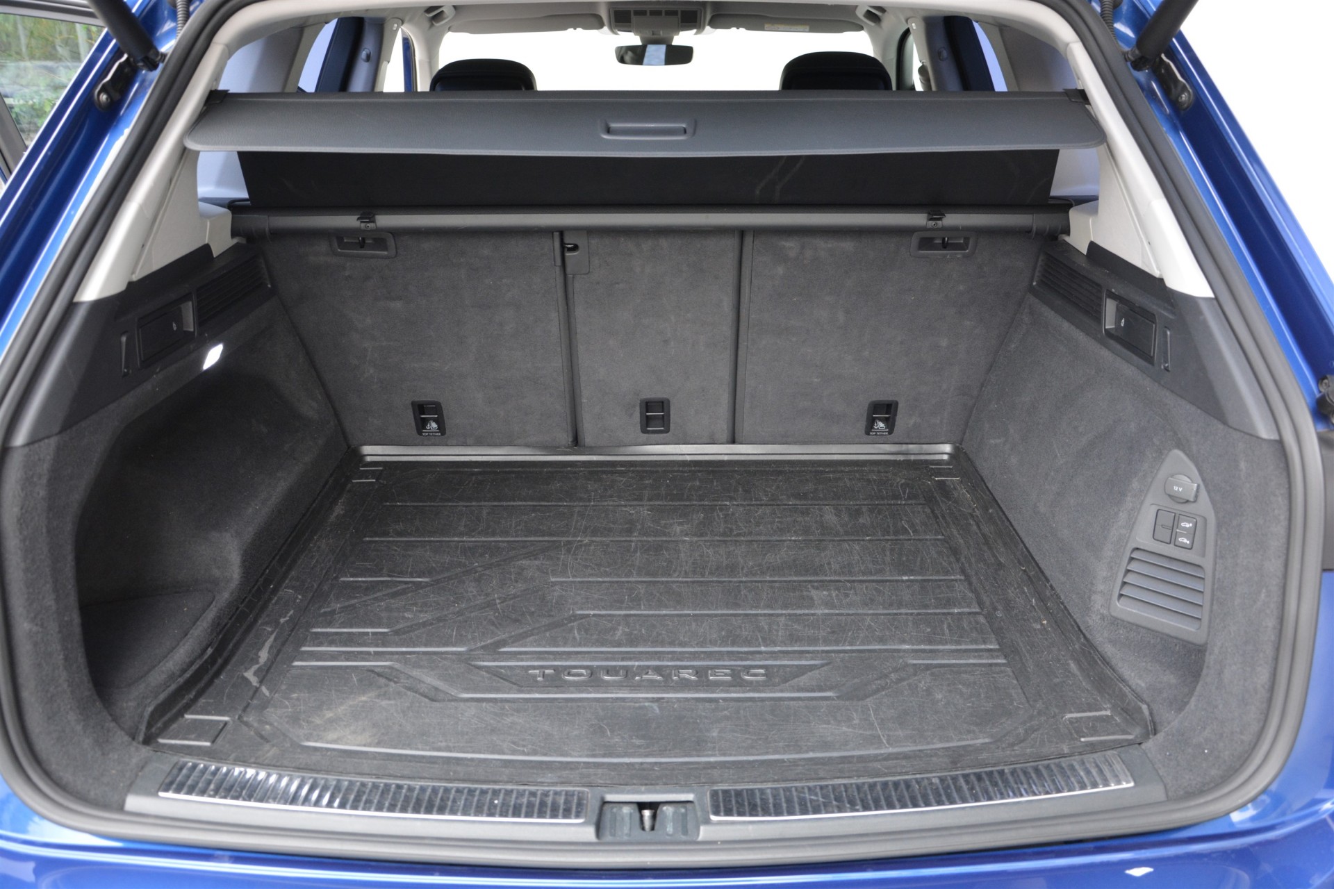 VOLKSWAGEN Touareg 3.0 TDI 8