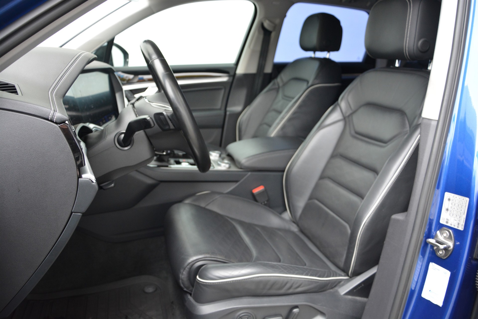 VOLKSWAGEN Touareg 3.0 TDI 3