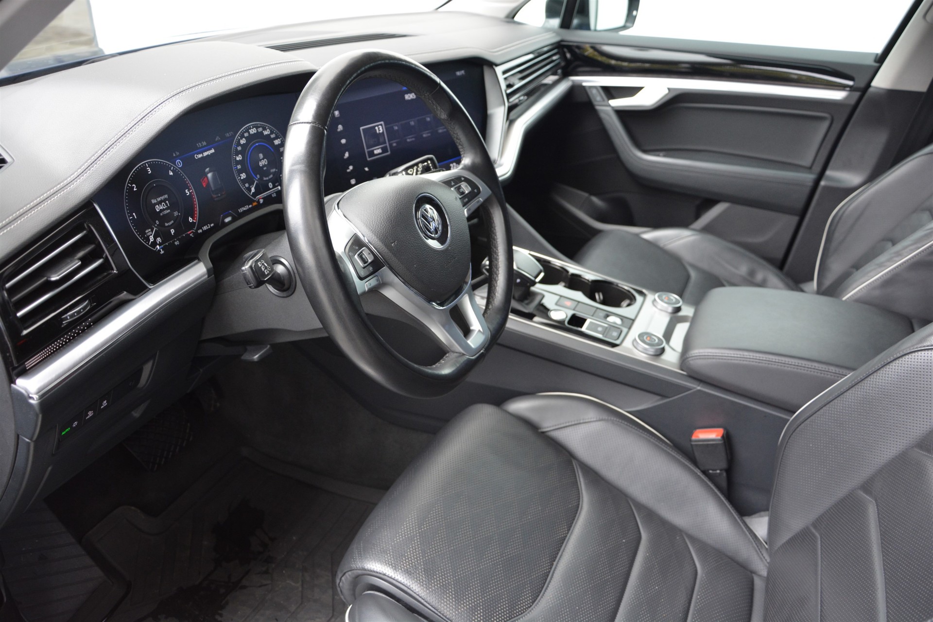 VOLKSWAGEN Touareg 3.0 TDI 4