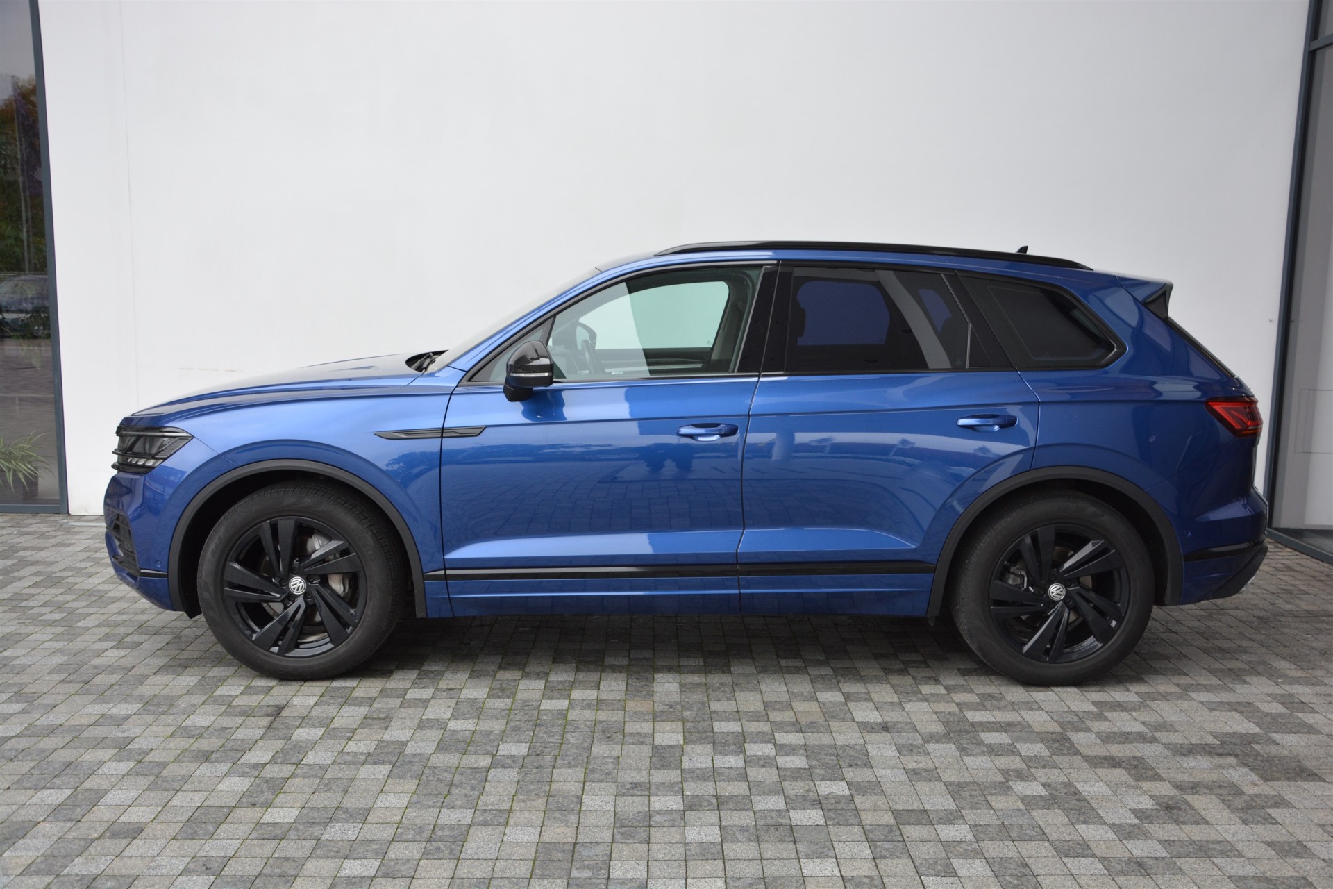 VOLKSWAGEN Touareg 3.0 TDI 1