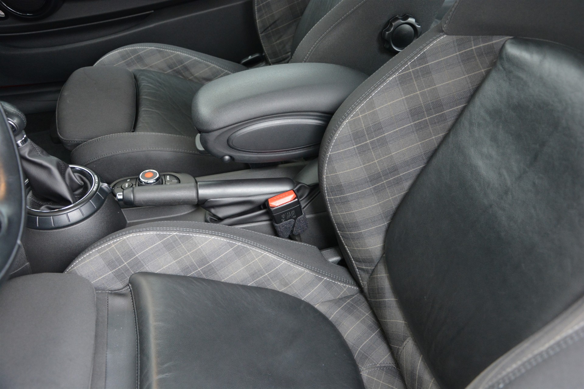 MINI Hatch One 5