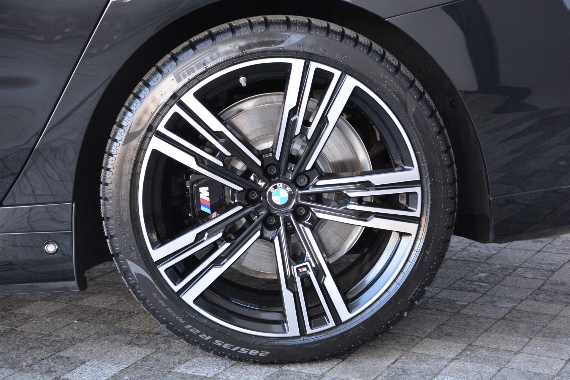 BMW i7 xDrive60 ПРОДАНО 1