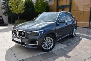 BMW X5 xDrive45e