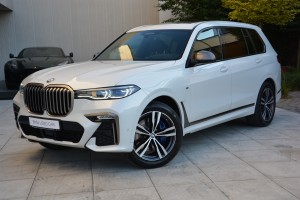 BMW X7 M50i